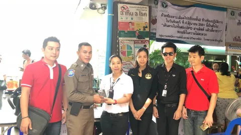 ทรู ส่งล่ามจีน มอบมือถือให้ ตร.ตั้งศูนย์โทรฟรีช่วย นทท.เรือล่มภูเก็ต