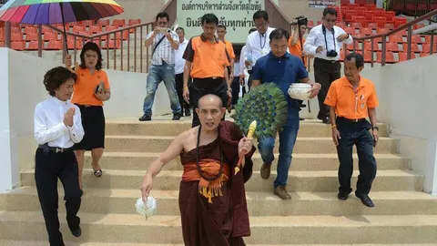 'สมศักดิ์' เชื่อ 'สุโขทัย' ไม่ตกชั้นหลังได้พุทธคุณ 'ครูบาบุญชุ่ม'