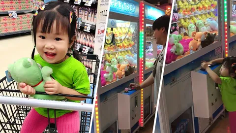 ไปฝึกมาใหม่นะป๊ะป๋า! หนูน้อยวัย 2 ขวบโชว์คีบตุ๊กตา ทำพ่อแม่อึ้ง (คลิป)