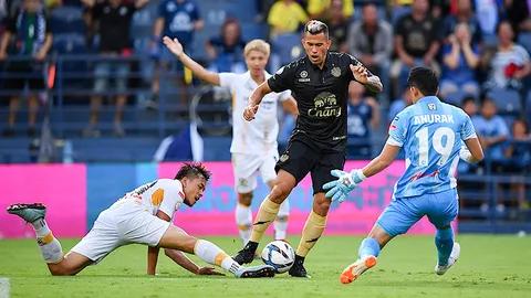 มีลุ้น3แชมป์! บุรีรัมย์ฯยิงแซงขยี้อุบลฯ 4-1 ลิ่วตัดเชือกบอลลีกคัพ