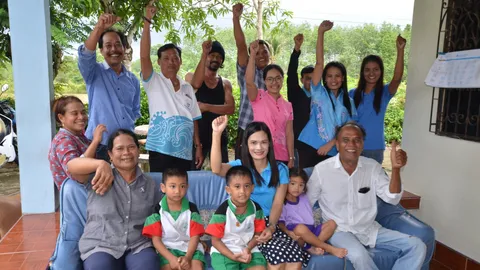 สาวสาธารณสุขตรัง คว้า 1 ล้าน จากการทายผลแชมป์ฟุตบอลโลก 2018