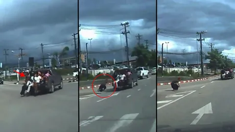 อุทาหรณ์คนนั่งท้าย! หนุ่มร่วงจากกระบะล้มกลิ้งกลางสี่แยก (คลิป)