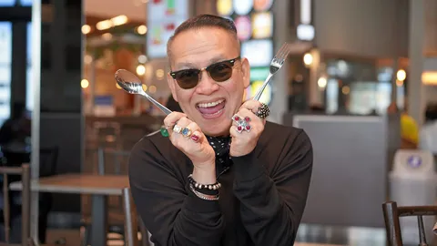 "ไอดอลร้อยล้าน"