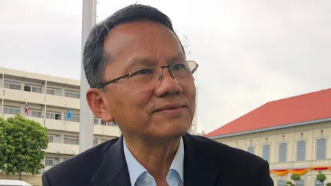 'สมศักดิ์' ยัน 'สามมิตร' บริสุทธิ์ เดินสายหวังช่วยปัญหาชาวบ้าน