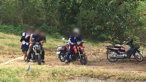 คนภูเก็ตถกสนั่น! นักเรียนจับกลุ่มโดดเรียน บุกรุกไปพลอดรักในที่คนอื่น