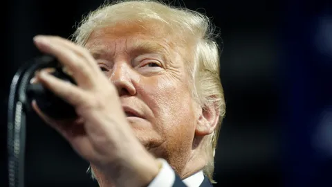 ผู้นำสหรัฐฯ ยันใช้เงินส่วนตัวปิดปาก 2 สาวถูกก.ม.