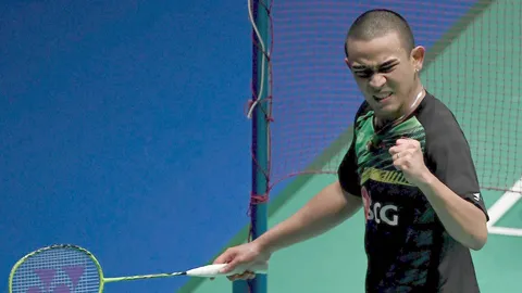 นายกส.แบดฯ ปลื้ม! 'โฆษิต' คว่ำ 2 ตัวเต็ง ลิ่วตัดเชือกเจแปน โอเพ่น