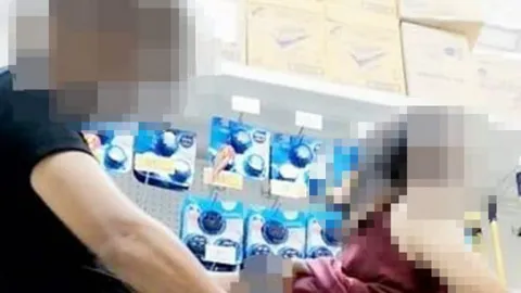 ตร.สระบุรี เผยยังไม่มีคนแจ้งความ หนุ่มสาวแอบร่วมเพศกันในห้างดัง