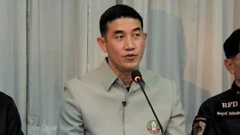 ป่าไม้ส่งมอบไม้ของกลางสร้าง “พิพิธภัณฑ์ไม้มีค่า”