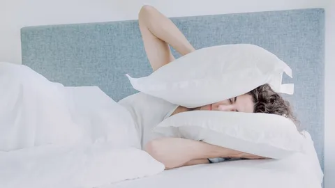 โรงงานรับซื้อของเก่าแห่งหนึ่ง ทำงานส่งเสียงดัง ตั้งแต่เช้ายันมืด 