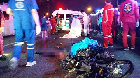 พ่วง18ล้อชน จยย.ล้มทับสาวที่ซ้อนมาดับ หนุ่มคนขี่สาหัส ที่ อ.พานทอง