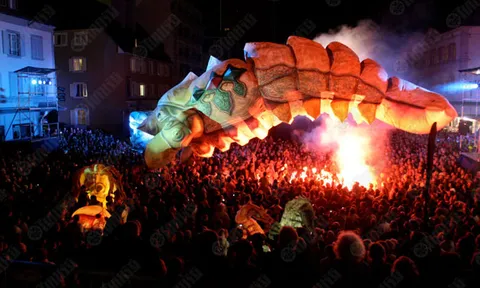 สยามพารากอน เดอะ ฟลายอิ้ง แฟนตาซี อลังการโชว์บอลลูนยักษ์ลอยฟ้าจากฝรั่งเศส