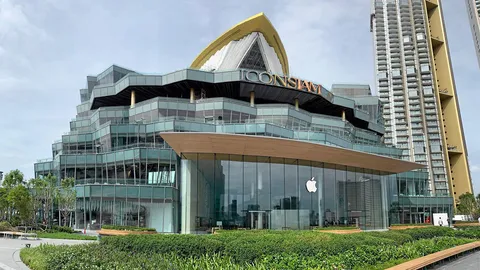 "แอปเปิล ไอคอนสยาม" เปิดให้บริการแล้ว