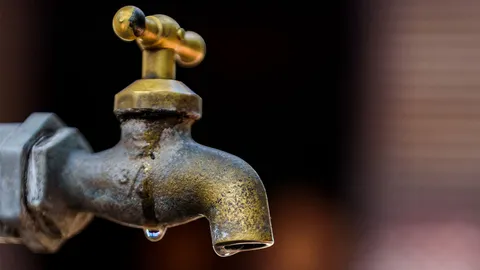 พรุ่งนี้ประปาไม่ไหล ชัยพฤกษ์, พระราม 4