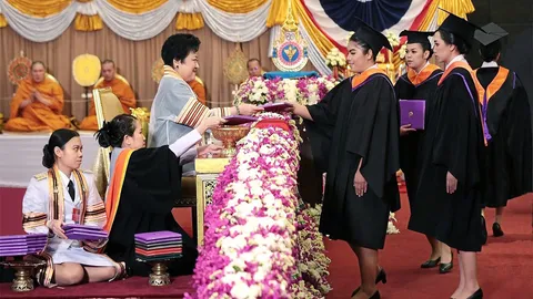 บุคคลในข่าว (หน้า 4) 01/12/61