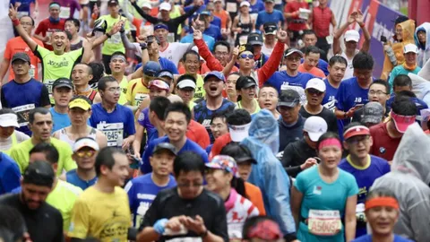 ทีมงานจัดวิ่งมาราธอนในจีน เศร้าหนัก เจอนักวิ่งโกงเพียบกว่า250 คน  (คลิป)