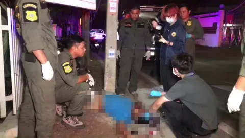 สลด วัยรุ่นบึ่งจยย.เสียหลักชนเสาไฟฟ้า กะโหลกแตกตายคาที่