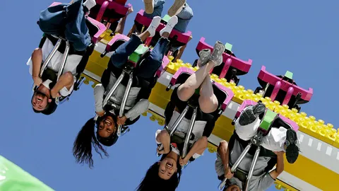 เกาะเก้าอี้ไว้ให้แน่น