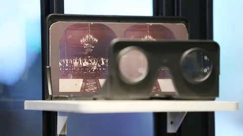 เปิดนิทรรศการ "ประชาธิปกฯ" ชมของหายาก ภาพถ่ายดั้งเดิม ฟิล์มกระจก 3 มิติ