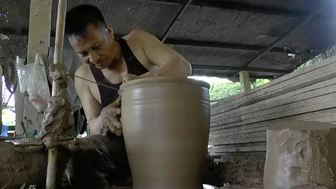 "หม้อดิน" หนึ่งเดียวในพะเยา