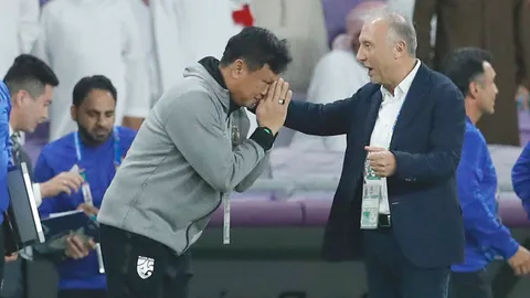 "โค้ชโต่ย" ขอบคุณ "อิล ซัค" มอบความรู้อันล้ำค่า หลังเกมชี้ชะตาเอเชียน คัพ