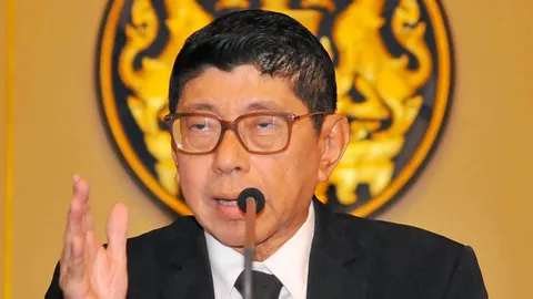 "วิษณุ" ยักไหล่ปม "เรืองไกร" ร้อง "บิ๊กตู่" บอกแค่เรื่องตลกขำ