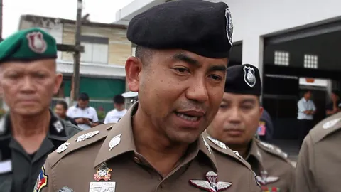 จับตามหมายแดง