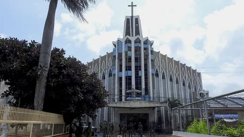 บึมโบสถ์คริสต์ดับ 20 เจ็บ 81 ฟิลิปปินส์ตอนใต้ มีทหารตายด้วย 5 ชี้ฝีมือก่อการร้าย