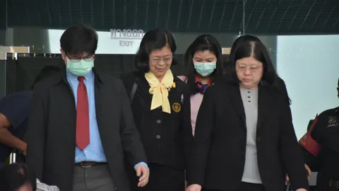 เลื่อนอ่านฎีกา 22 เม.ย. คดี "คุณหญิงเป็ด" ผิด ม.157 จัดสัมมนาที่น่าน 