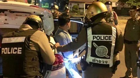 อดีต ด.ต. ฆ่าทอม ขับรถ-เจอด่าน ดันไม่มีใบขับขี่  