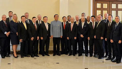 นักลงทุนต่างชาติยังเชื่อมั่นไทย