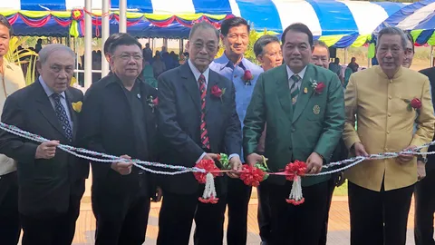 ไทยรัฐมอบอาคาร 100 ปี กำพล วัชรพล ให้โรงเรียนไทยรัฐวิทยา 105 (คลิป)