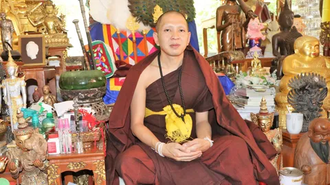 "ครูบาอริยชาติ" แจงสวมชฎาทองคำ ที่เมียนมาเป็นความผิด อาบัติสถานเบา