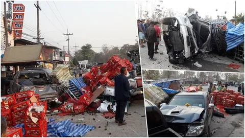 รถมังคุดหลุดโค้ง ชนเรียบหน้าตลาด กระบะ-มอเตอร์ไซค์พังยับ พระสาหัส