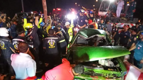 ห้อกระบะแต่งซิ่ง ตกบ่อลึก 17 เมตร ดับ (คลิป)