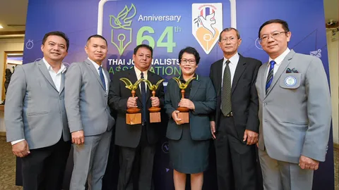 ชนะ "ข่าวยอดเยี่ยม" ไทยรัฐตีแผ่โกงเงินคนจน คว้ารางวัลอิศราฯ-ภาพได้2