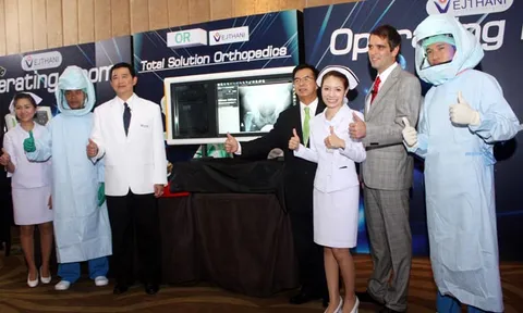 เผยผลวิจัยผ่าเปลี่ยนข้อใช้คอมฯช่วย ผลดีกว่าแบบเดิมเกือบเท่าตัว