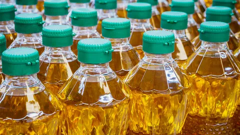 ยกเลิกเพดานขายปลีก "พาณิชย์" จี้ลดราคาน้ำมันถั่วเหลือง