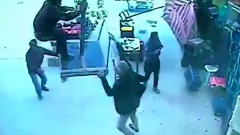 เกือบลอยไปกับลม