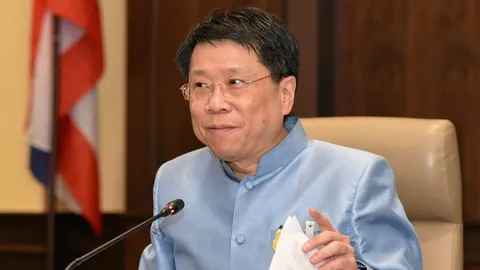 ไม่ย้ายสังกัดเดินหน้าคัดบิ๊กคุรุสภา