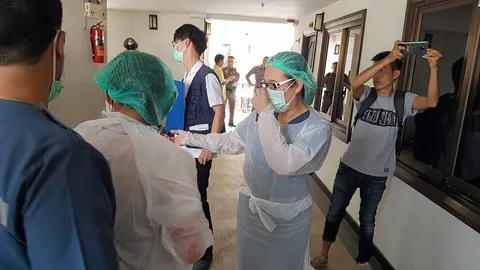 รมแก๊สฆ่าตัว 