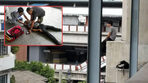 หลังหัก 