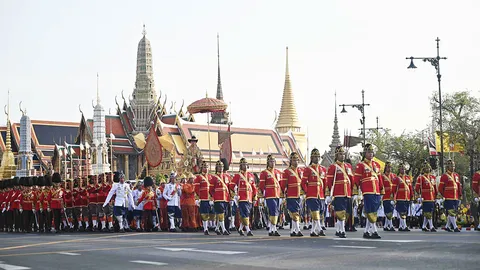 รายละเอียด “ริ้วขบวนพยุหยาตราทางสถลมารค” พร้อมเพรียง สมพระเกียรติ