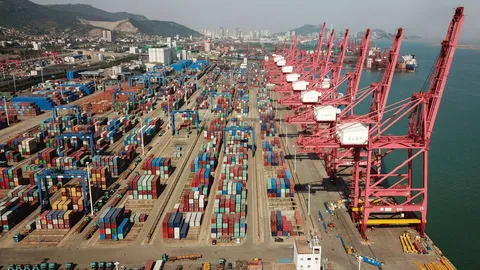 คาดอเมริกาขึ้นภาษีจีน 25% ฉุดเศรษฐกิจทั่วโลกดิ่ง ไทยจะทรุดอีกราว 0.3%