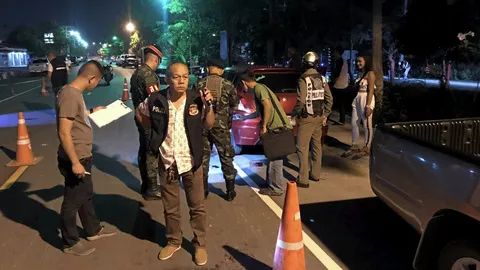 ยิงถล่มหน้าผับนักเที่ยว-เจ็บ 3 สงสัยโดนอริตามเช็กบิล