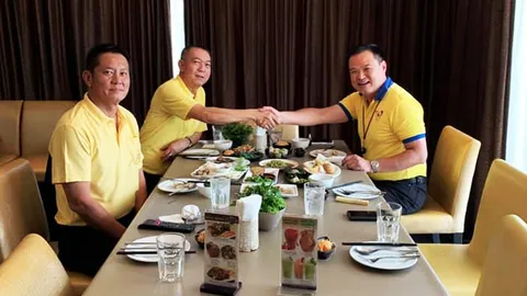 “อนุทิน” จับมือ “เฉลิมชัย” เลขาฯประชาธิปัตย์ เผย ทำตามพูดไว้ทุกอย่าง