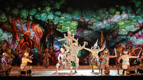 เปิดวันแรกมหรสพสมโภช รำถวายพระพร-แสดงโขน