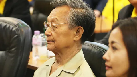 ประชาธิปัตย์ เคาะชื่อ "ชวน" ส่งชิงเก้าอี้ ปธ.สภาฯ