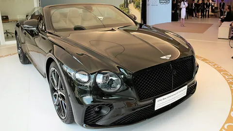 เบนท์ลีย์ตอกย้ำแบรนด์ยนตรกรรมหรู ผุดแฟล็กชิปโชร์รูมโฉมใหม่กลางใจกรุง