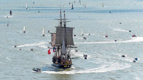 ร่วมงานเทศกาล